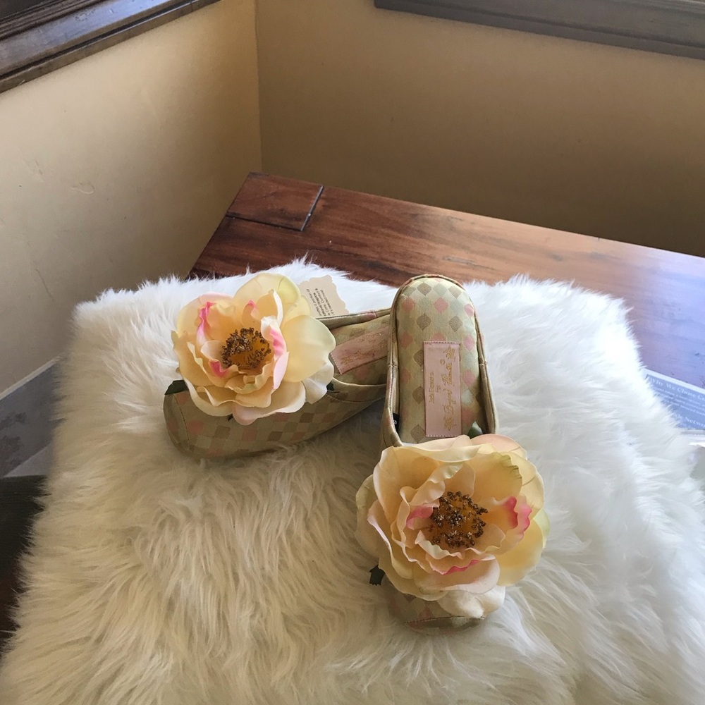 Bonjoui Fleurette slippers